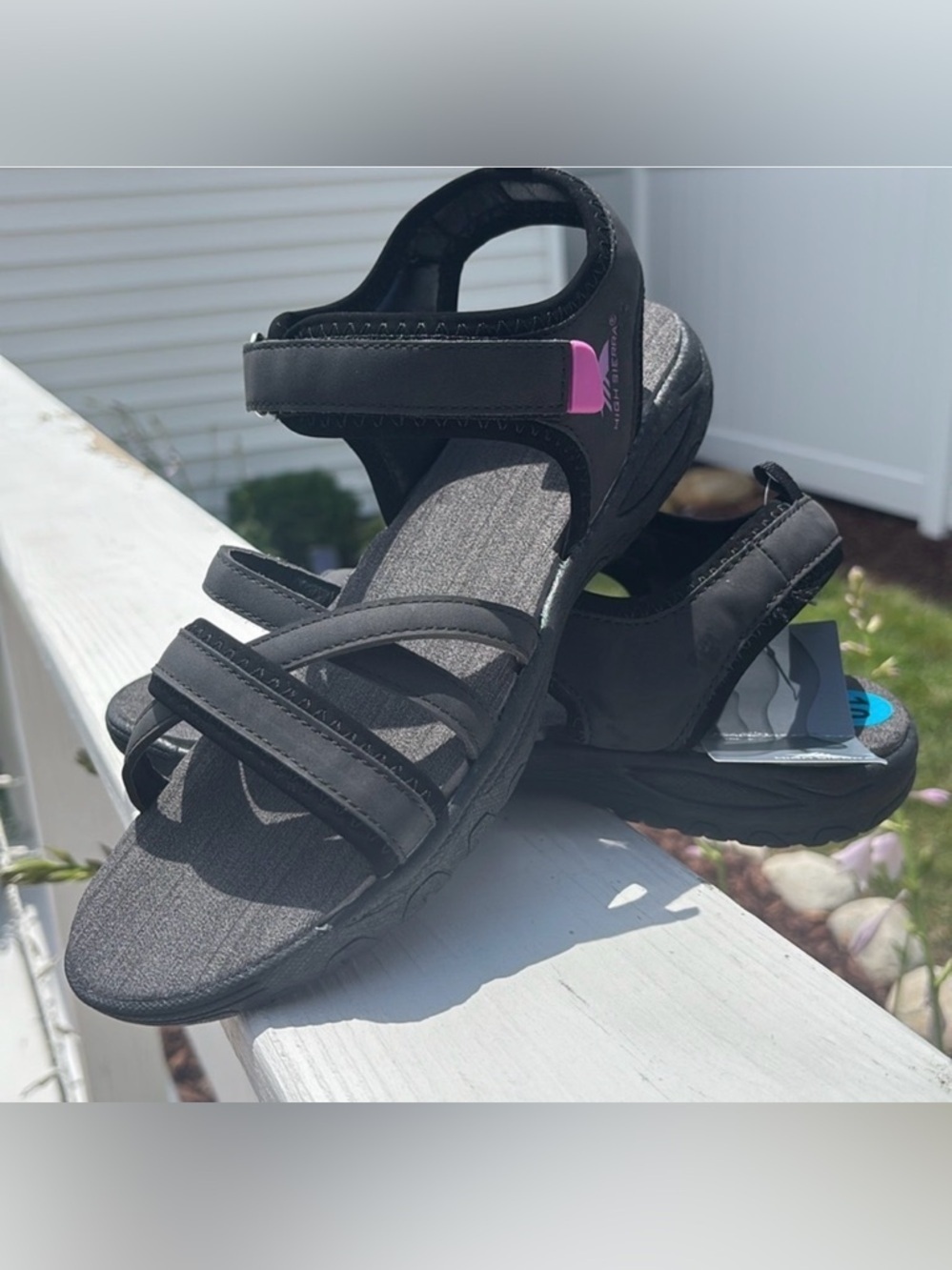 High Sierra Open Toe,crisscross,cushion soft,rugged sole,velcro,pull tab sandal